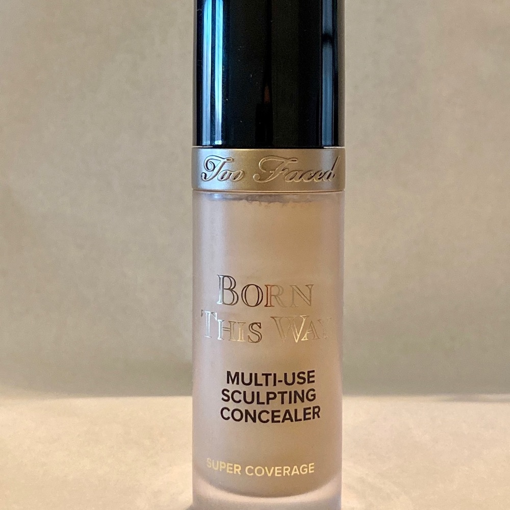 Born This Way Multi-Use Sculpting Concealer SNOW